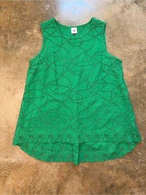 CAbi Green Eyelet Tank Top L Casual Sleeveless Tunic Boho Lace Cottagecore